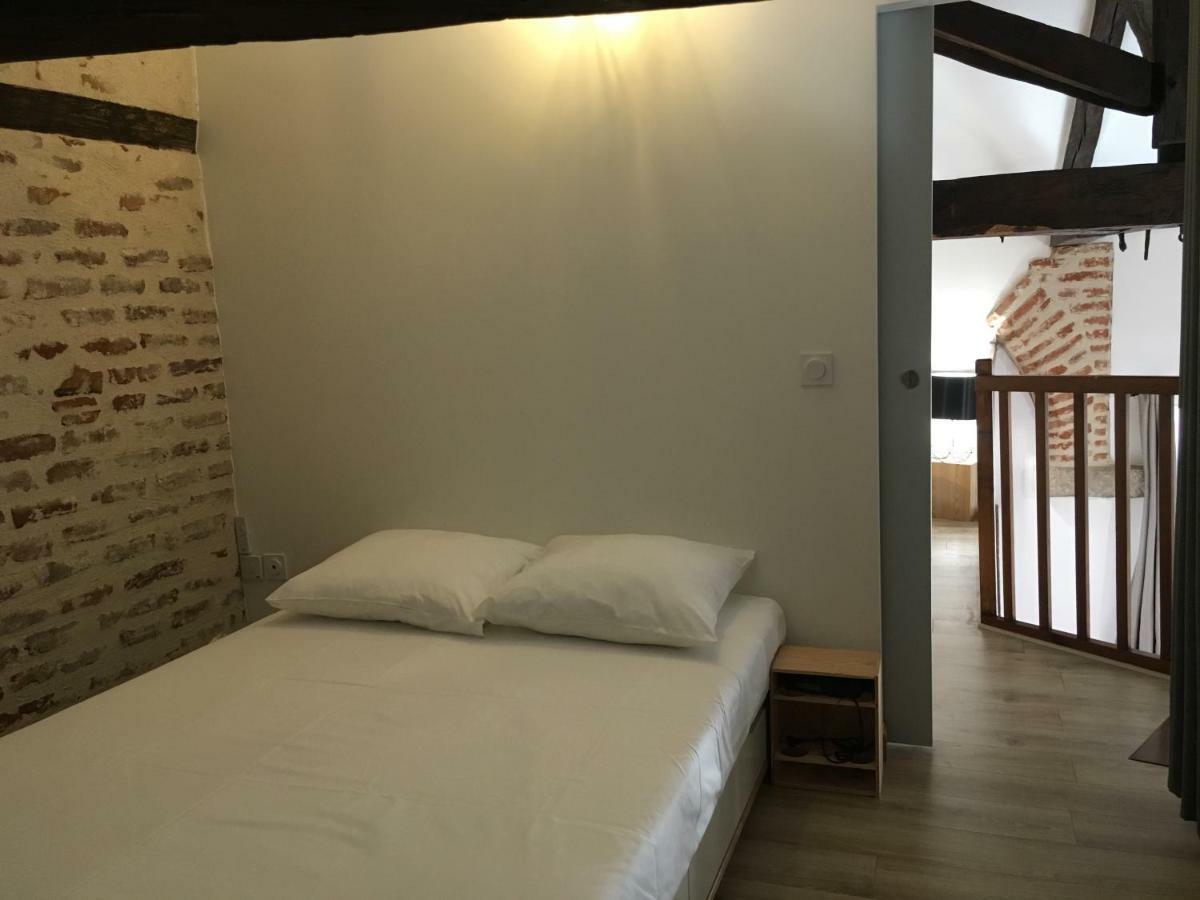 Le Loft Du Chateau Du Roi 카오르 외부 사진